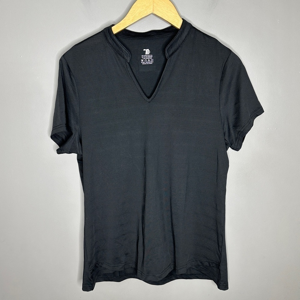 NWT TBY activewear vneck Tshirt